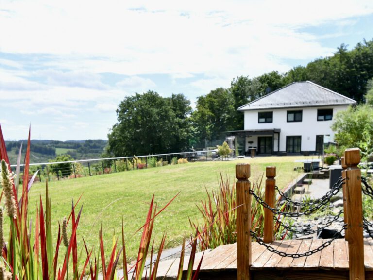 Fernsicht aus dem Garten